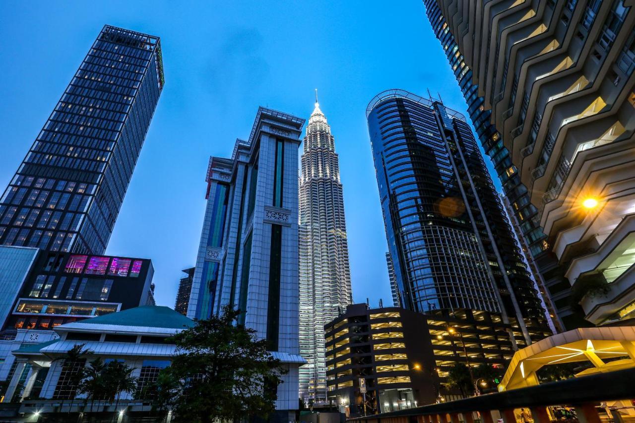 Sky Suites Klcc by Calm Sojourn
