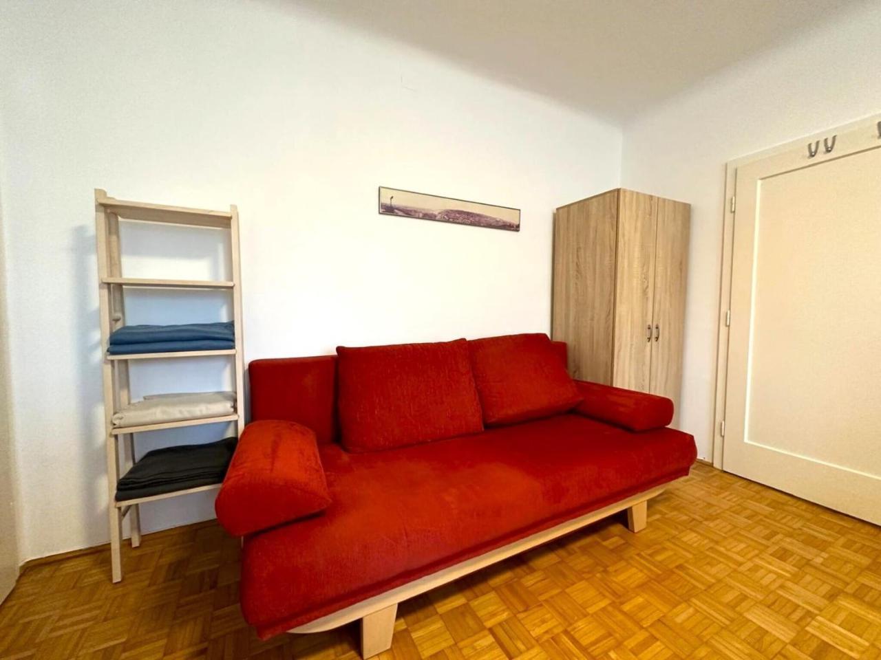 Apartment For 6 Near Schonbrunn