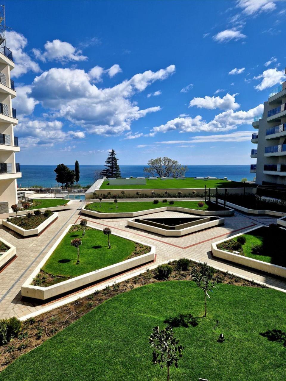 Sea Line Apartment