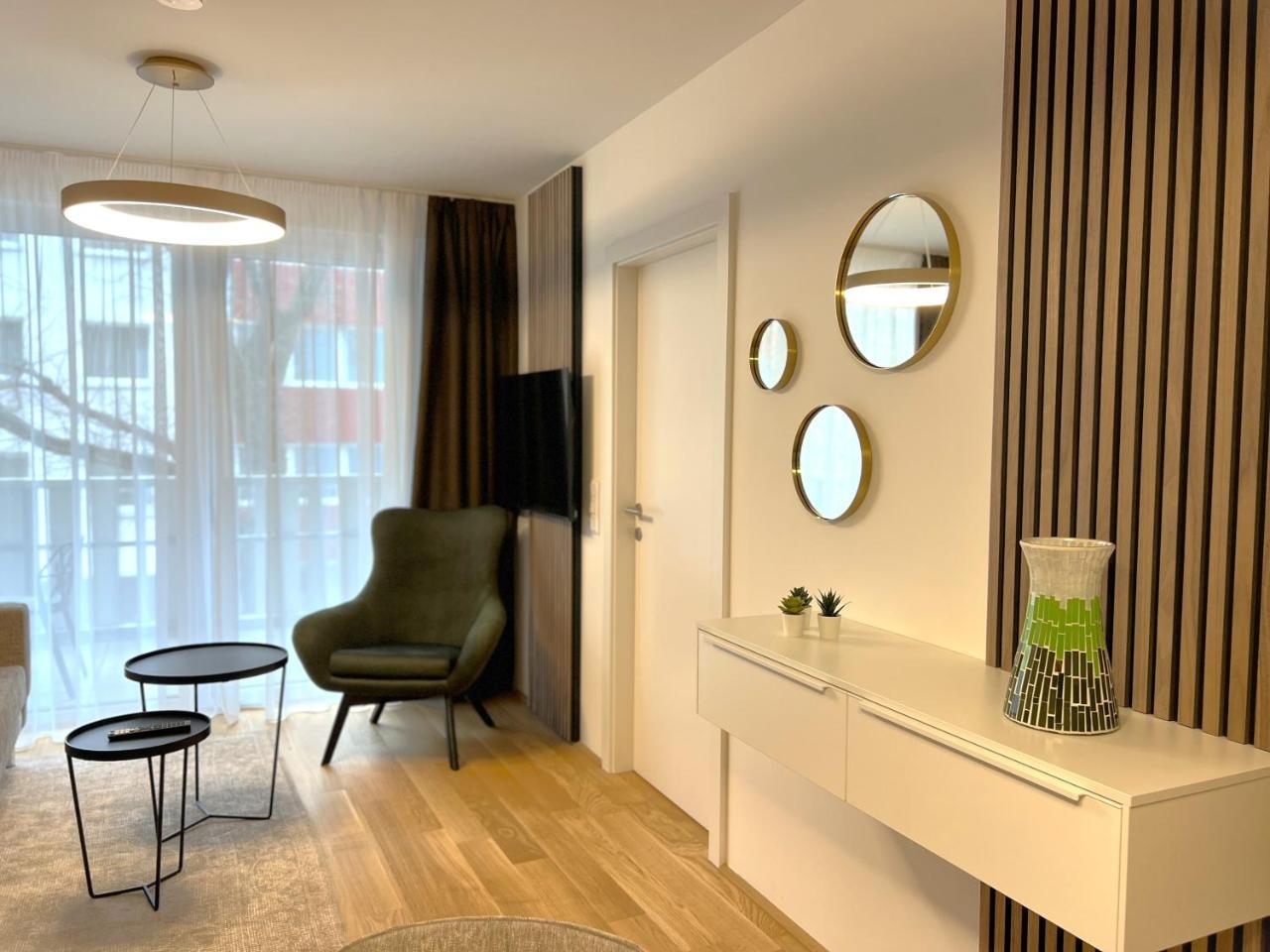 Free Parking City Pulse Apartments At U6-metro Vienna