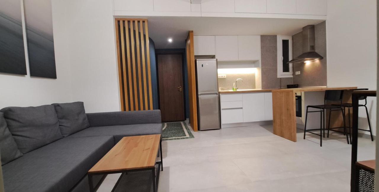 Central Modern Flat