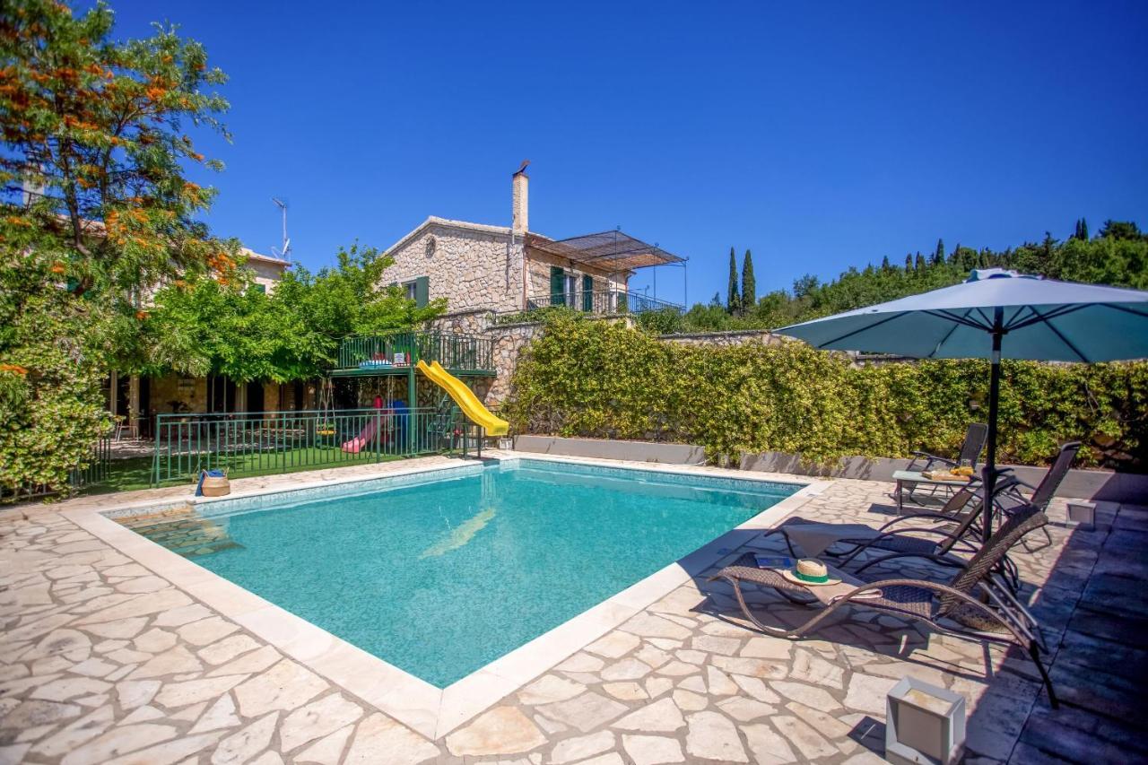 Villa Yiarios