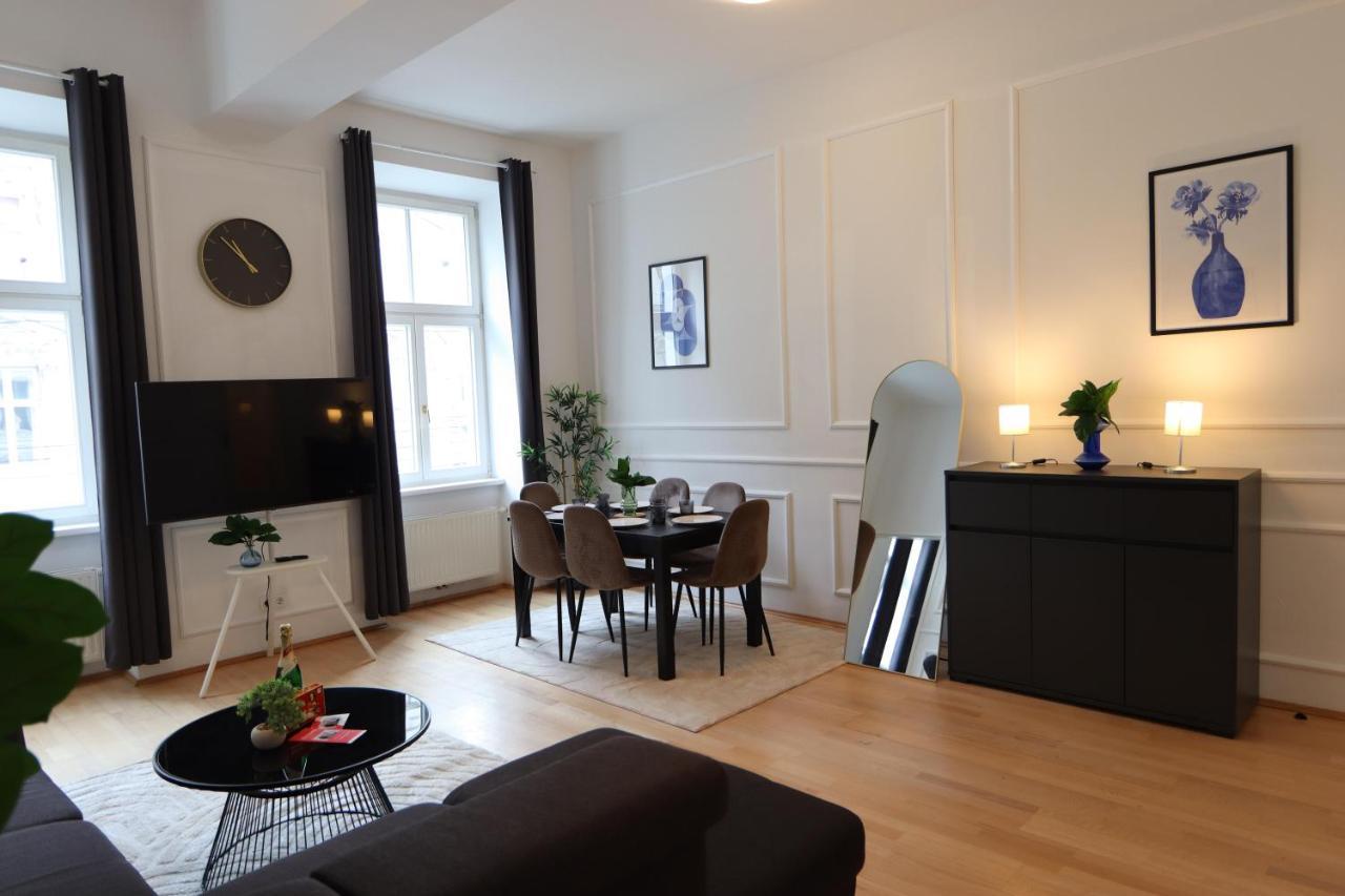 Wunderschone Altbau-stil Wohnung
