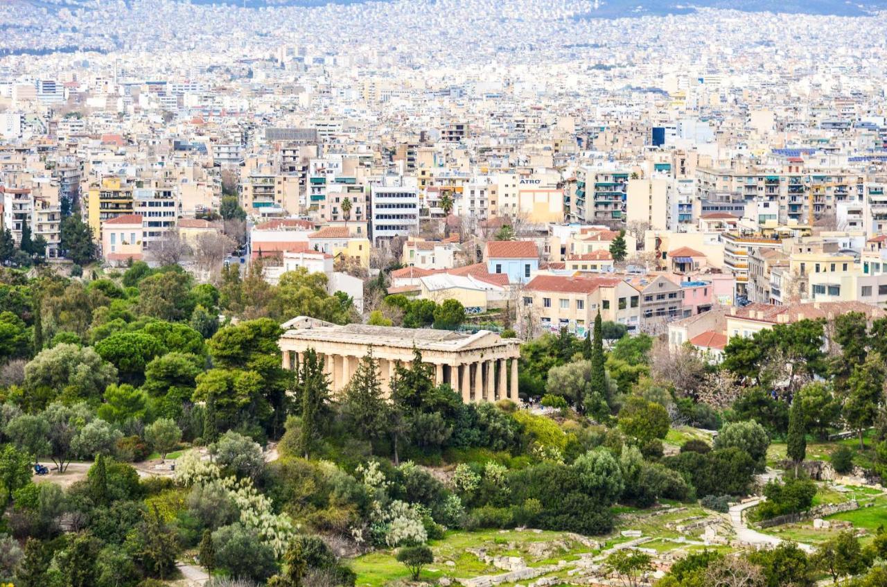 Athens Thissio Metro Stop 10 Min To The Acropolis