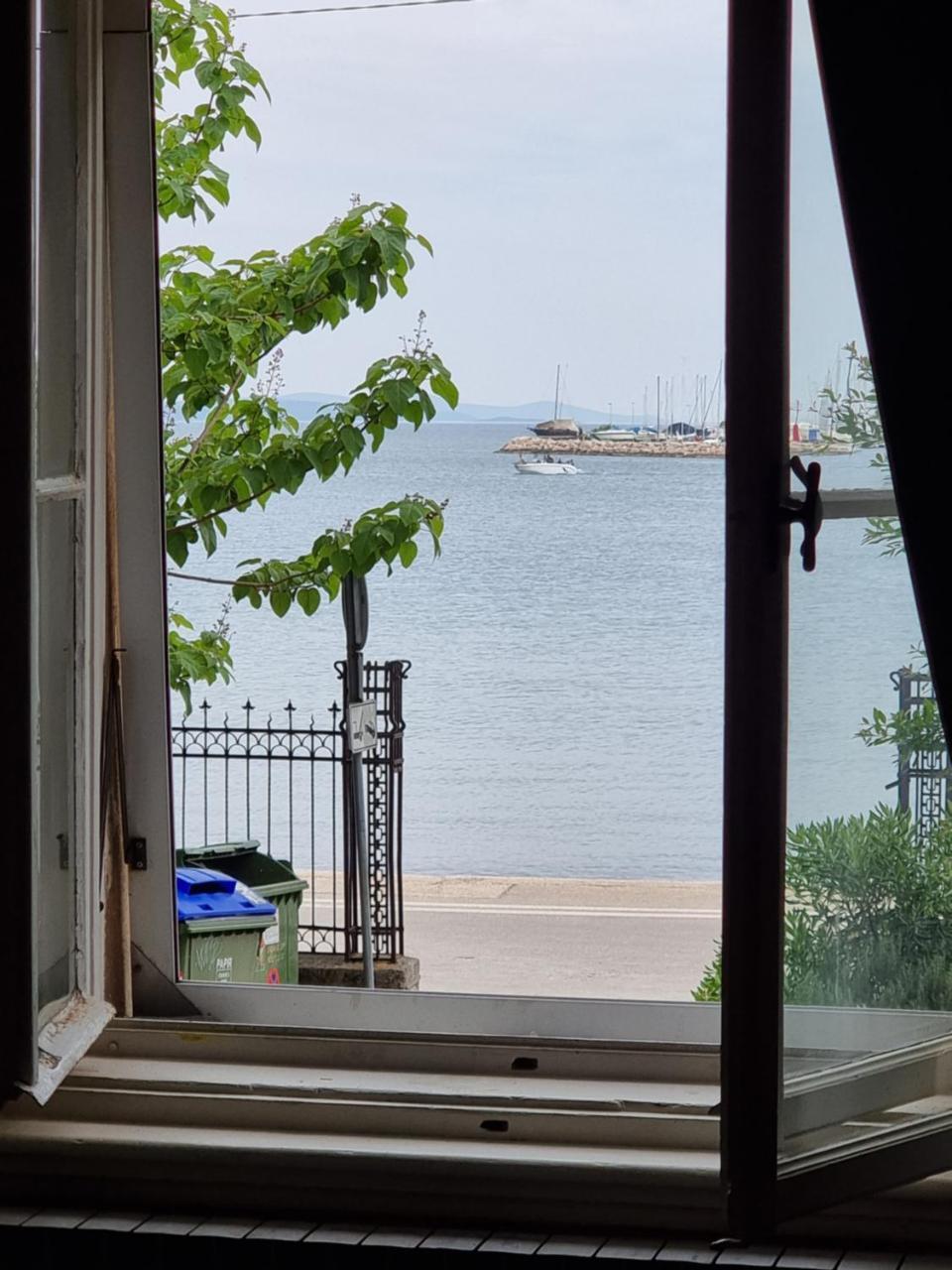 My Vintage Home by The Beach