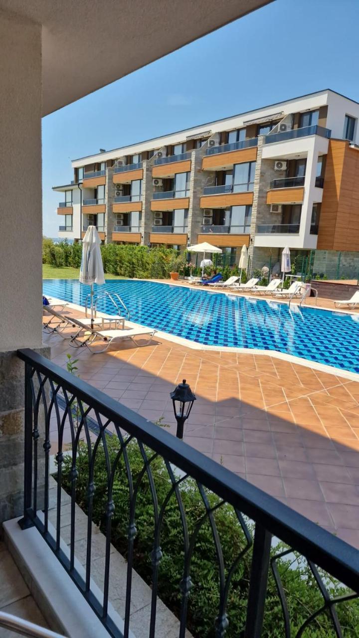Sarafovo Resort Deluxe