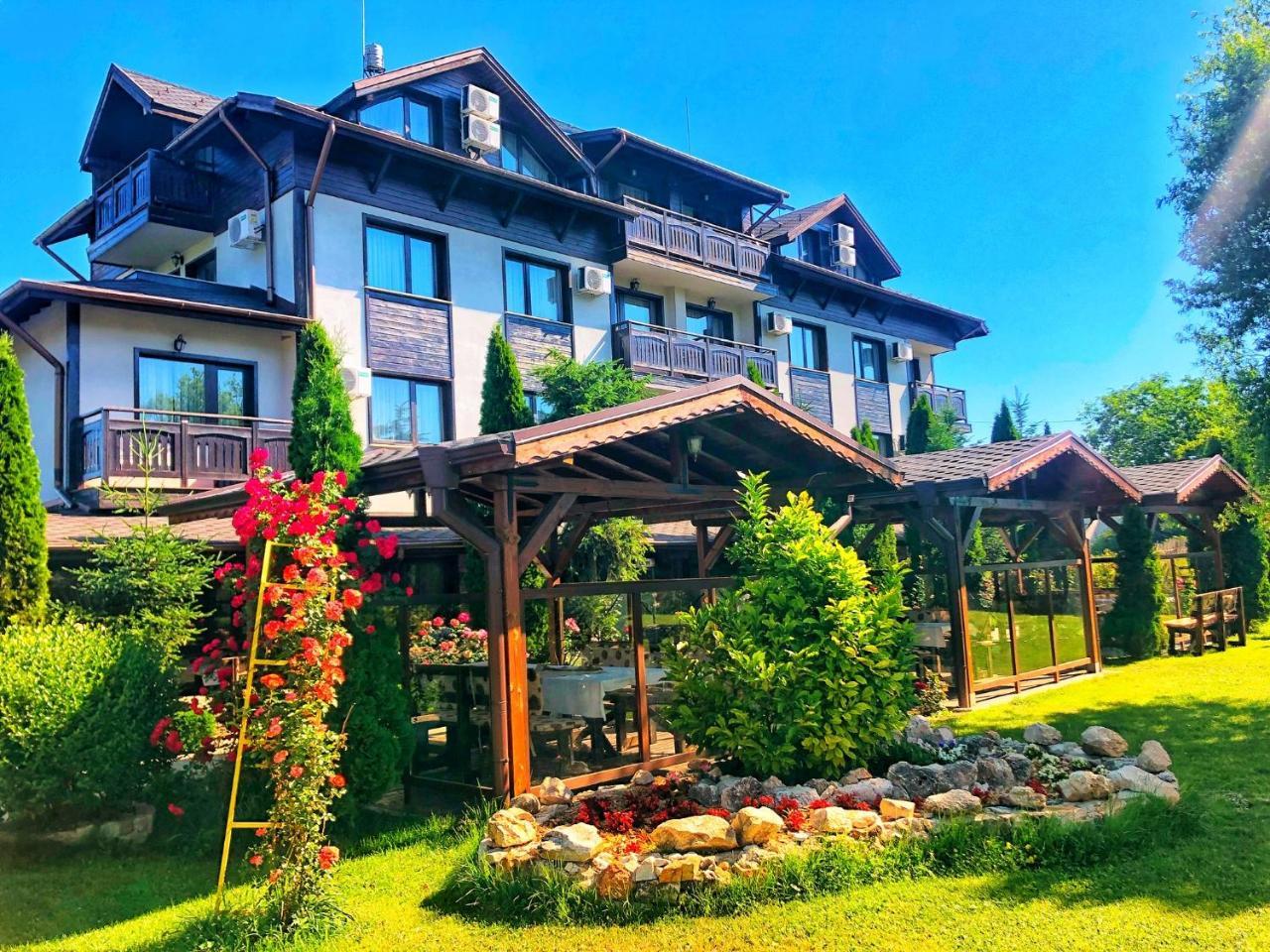 Hotel Valentino 2