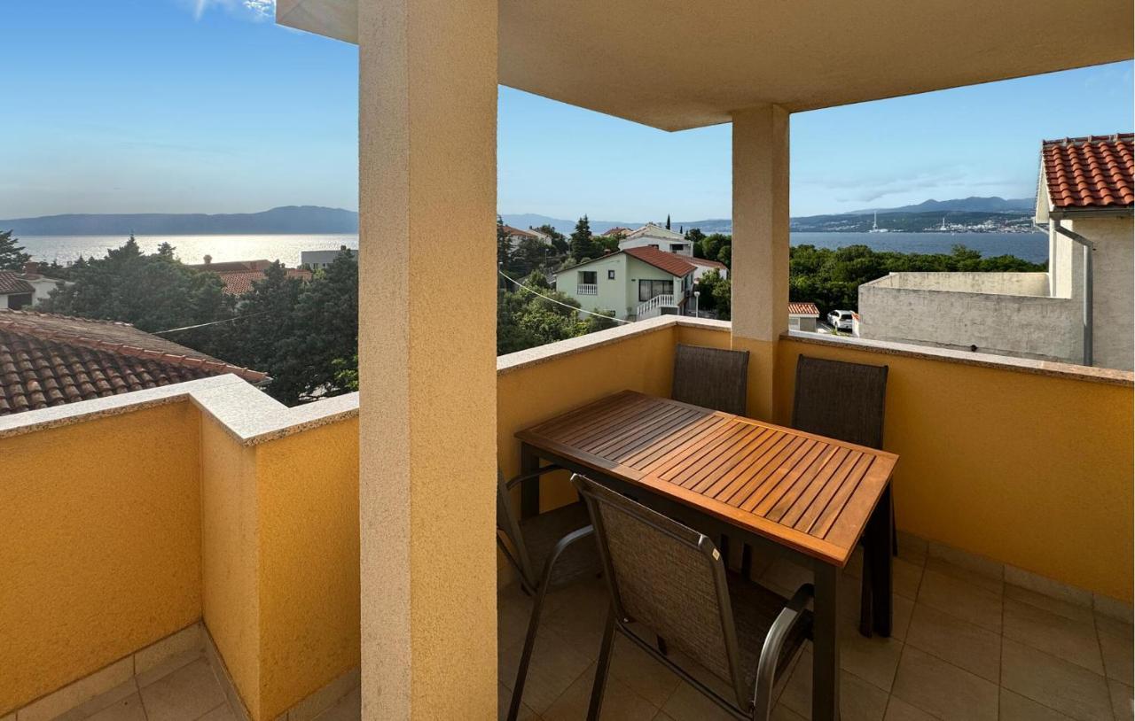 2 Bedroom Lovely Apartment In Omisalj