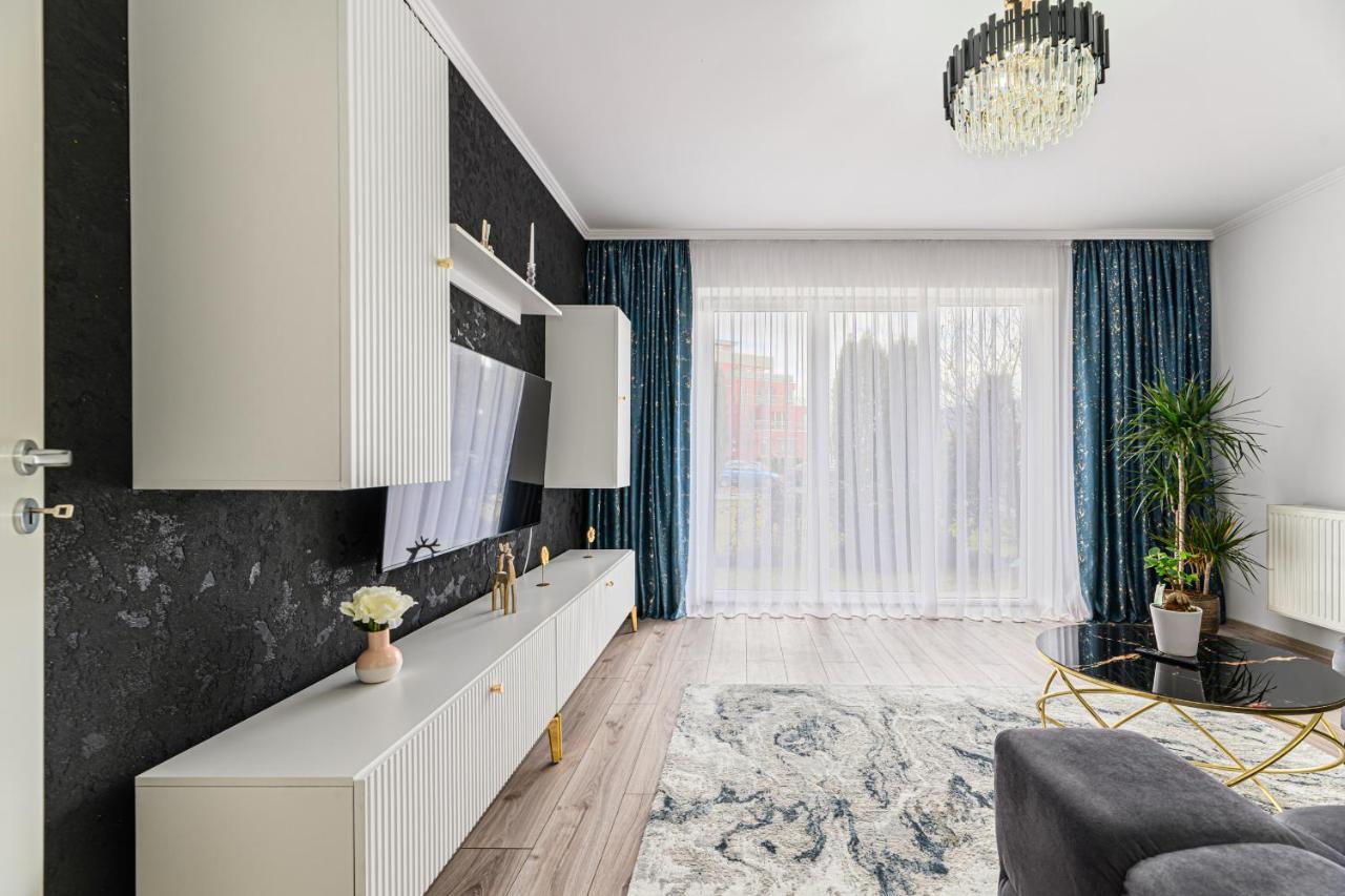 Romaly Apartment