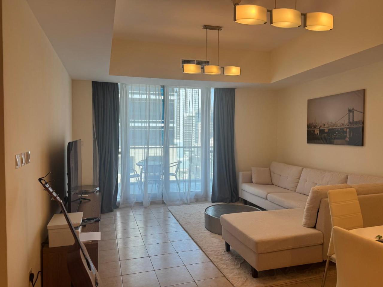 Prime Location Dubai Marina Apartment