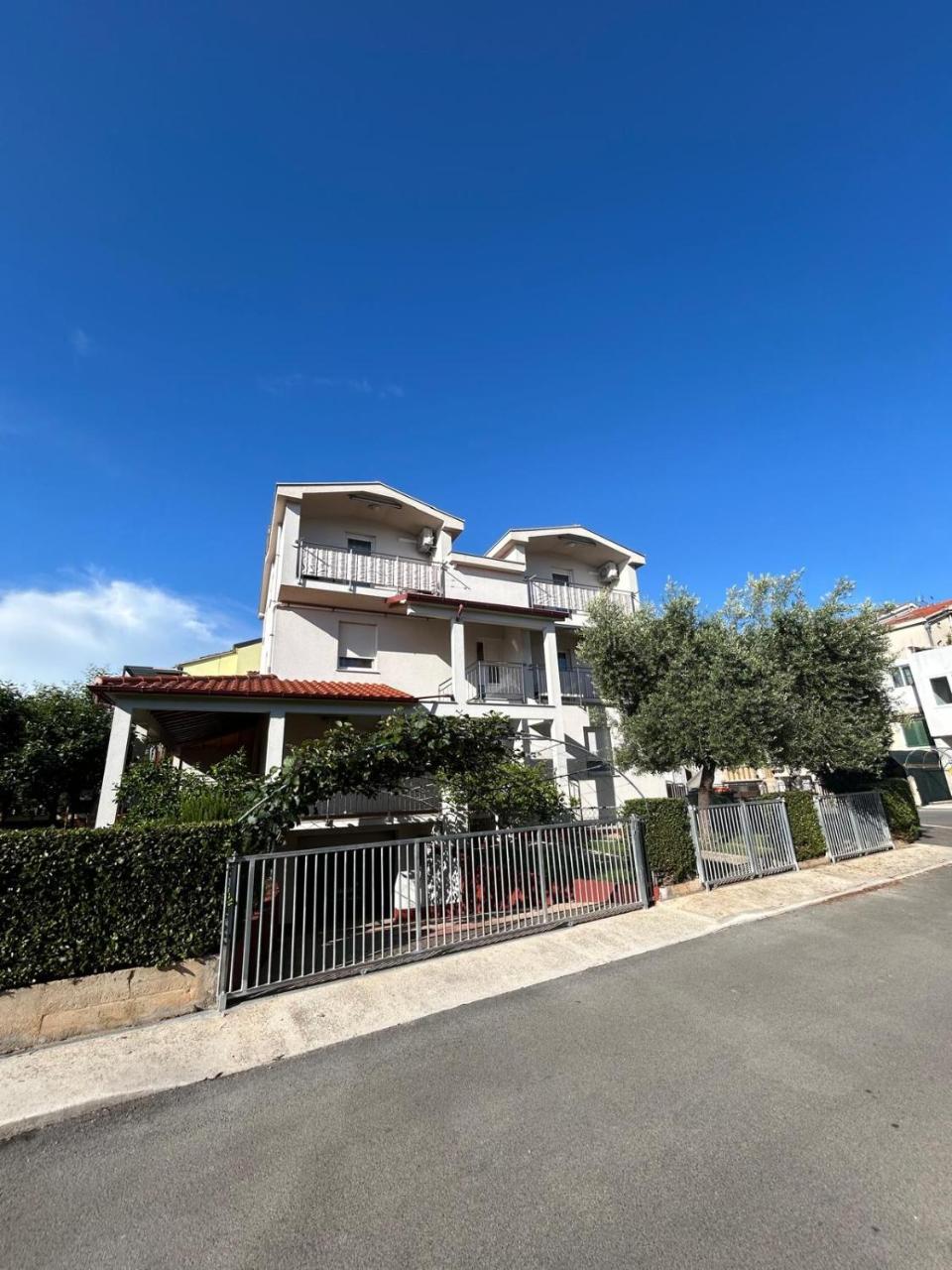 Lipa Apartman