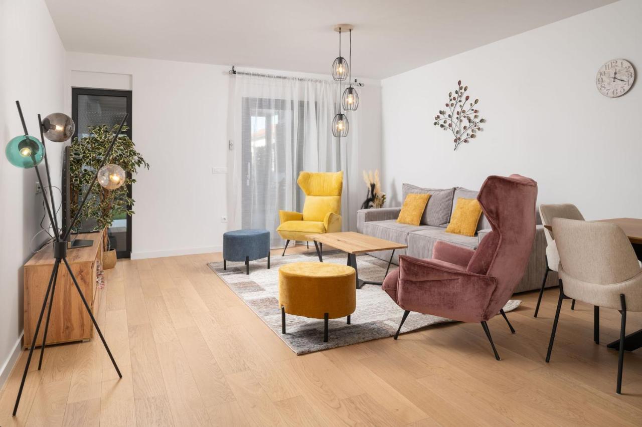 Apartment Mona Dvosobni Stan