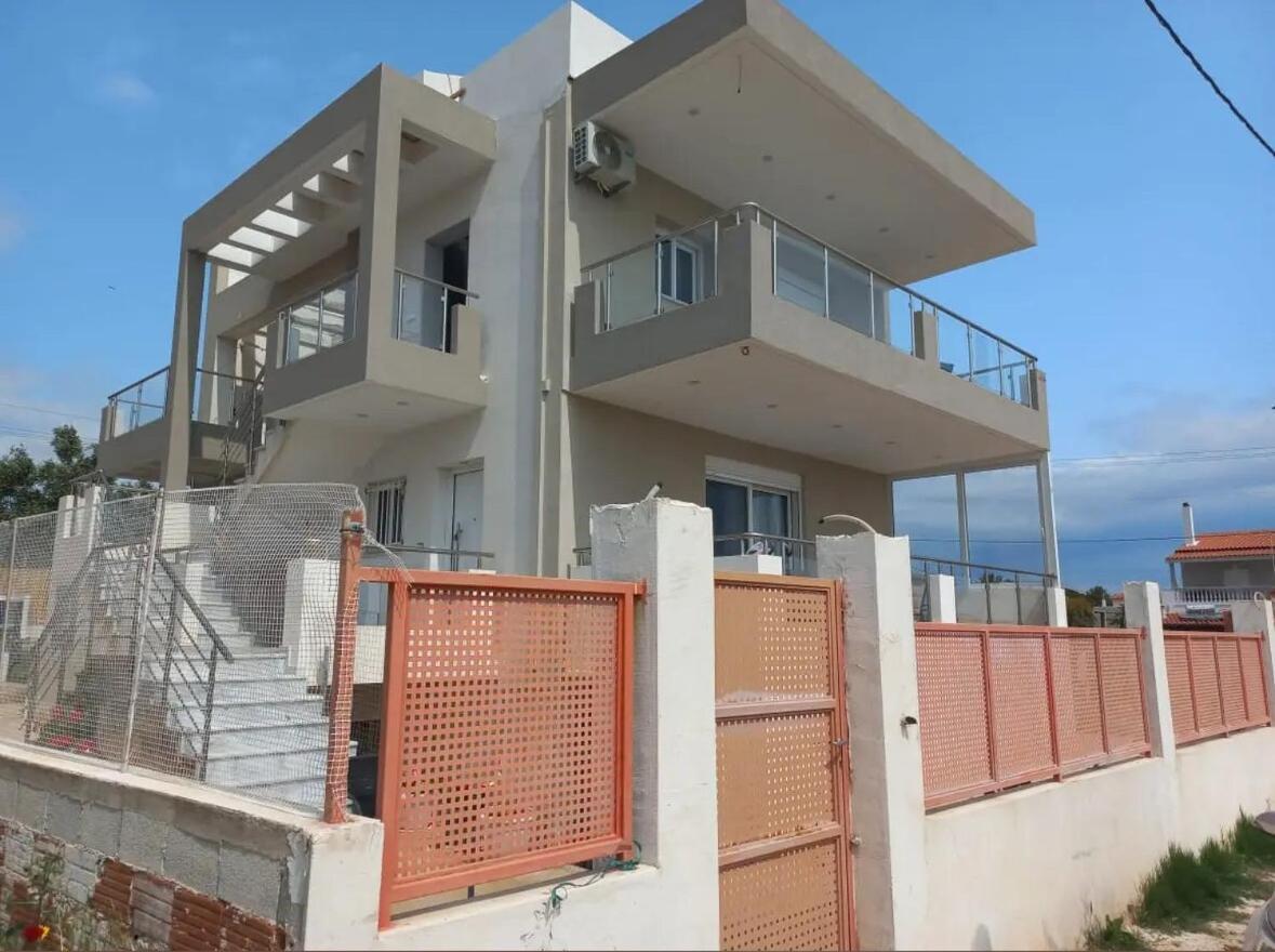 Airport Sea View House