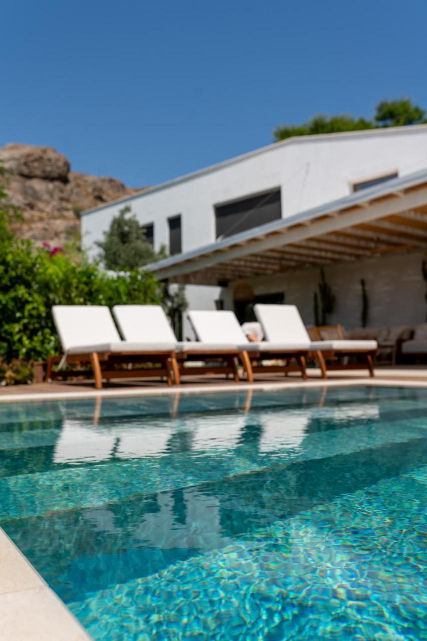 The Sunset Pavilion Pool & 6br