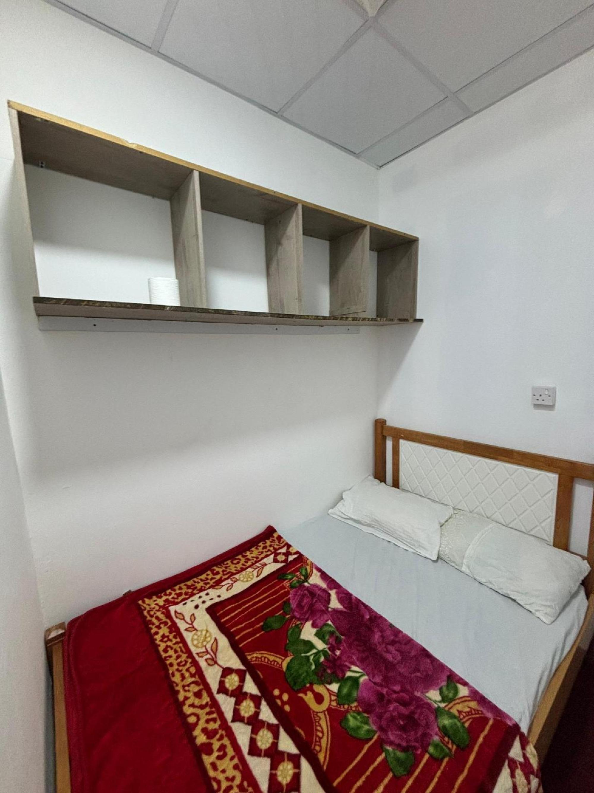 Dubai Hostel And Private Rooms - Alojamientos en DUBAI