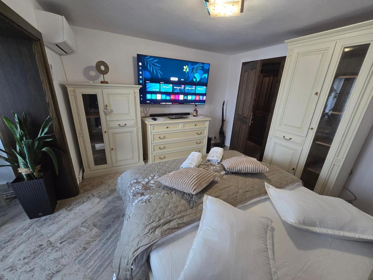 Ole Apartment Central Bliss