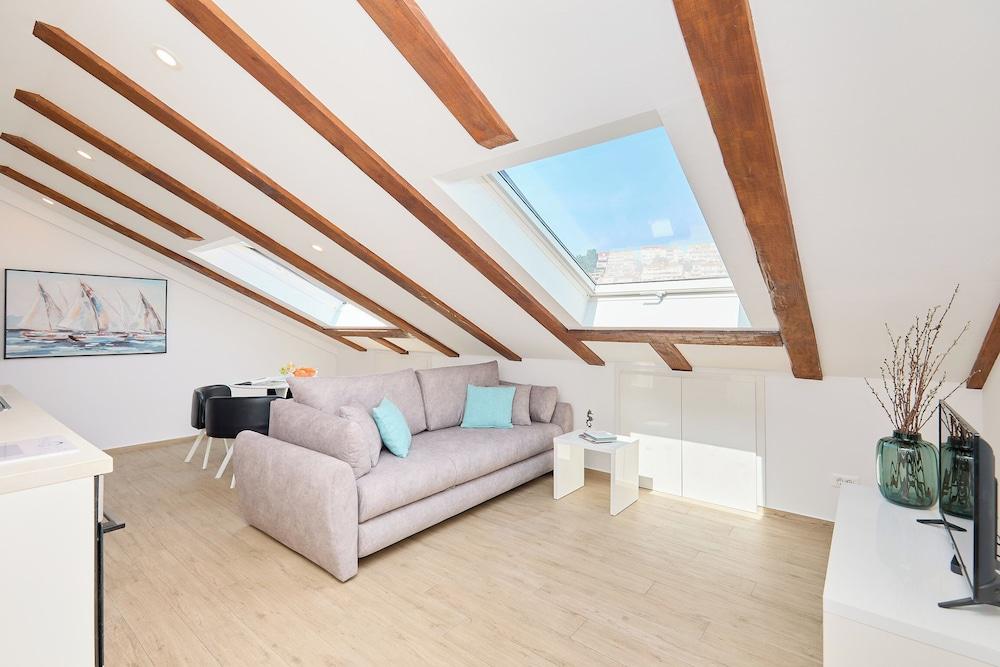 Hedera Estate, Hedera A59