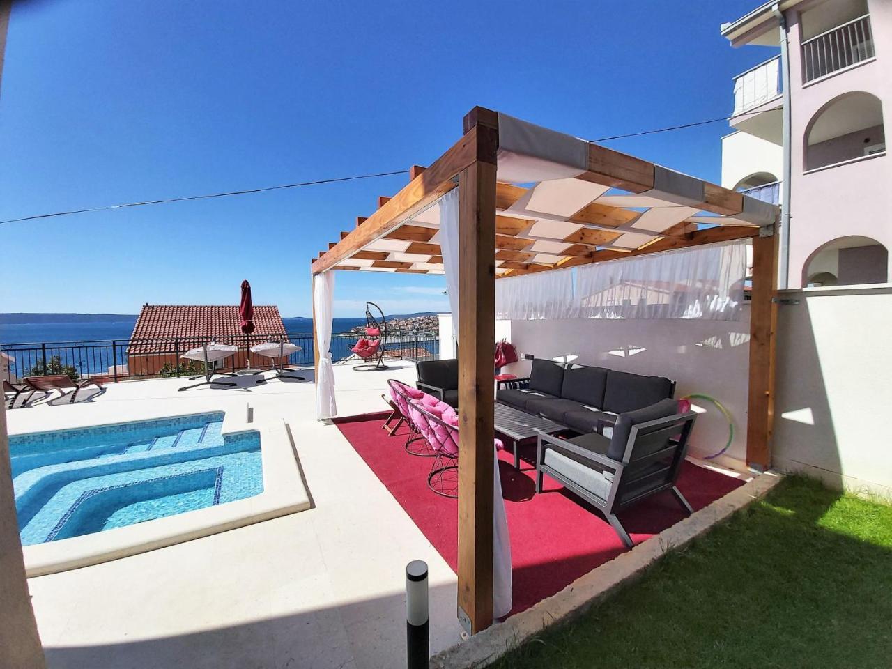 Heated Swimming Pool With Stunning Sea View Terrace A8