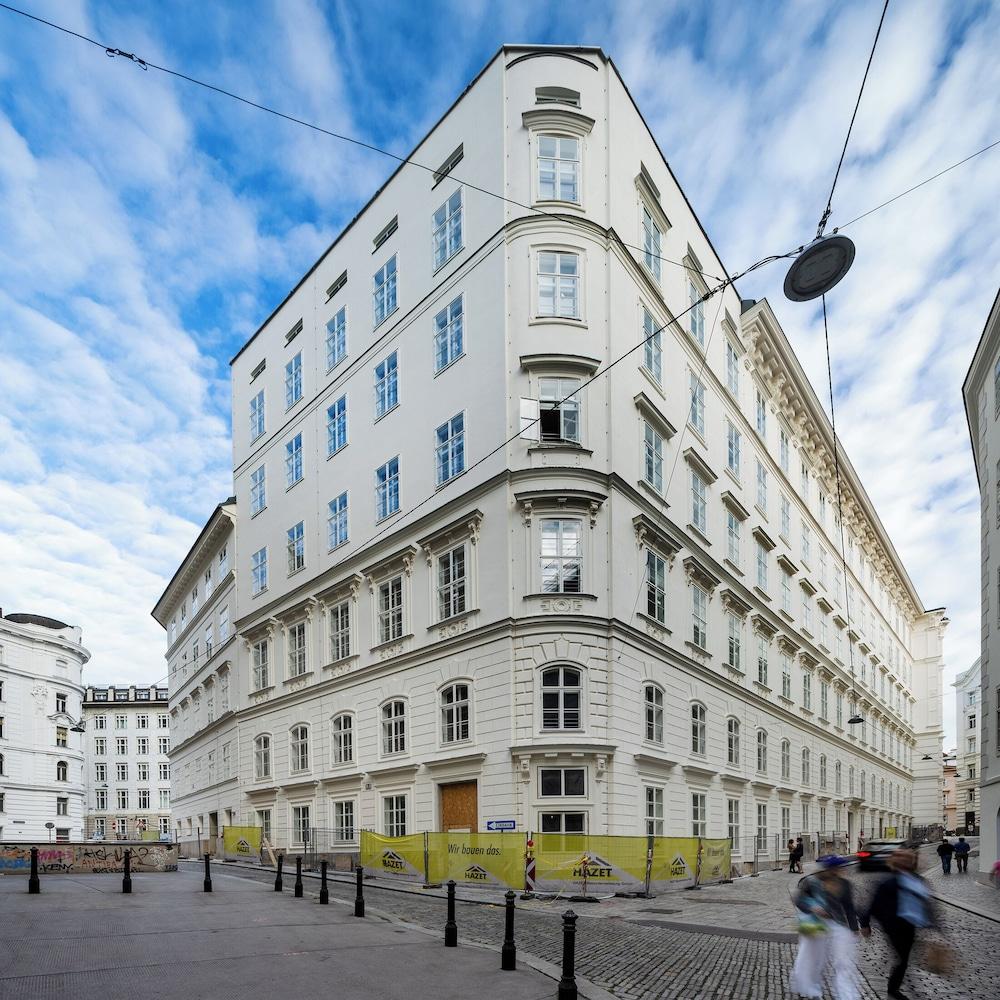 Wilde Vienna Alte Post