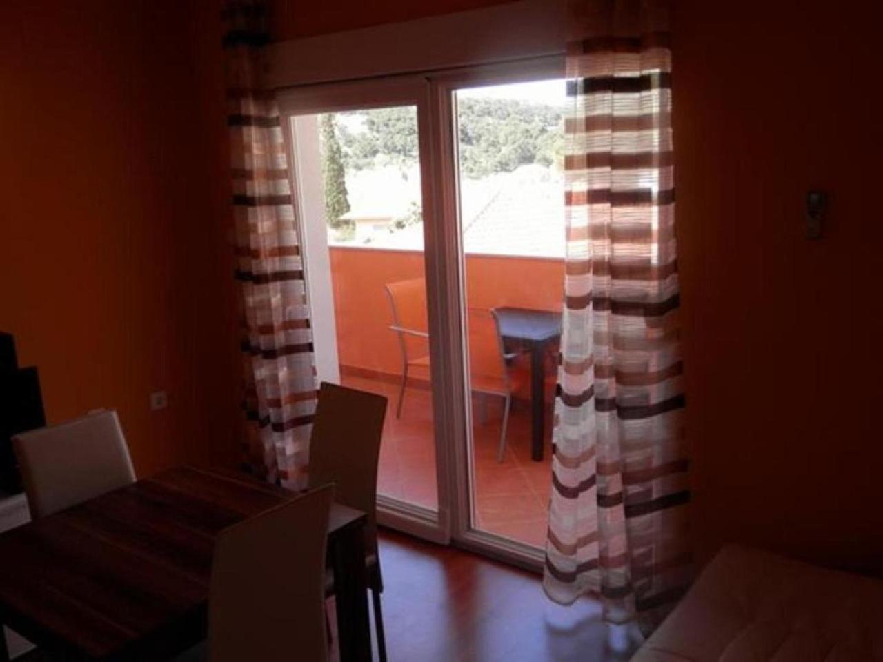 Apartments St Rialto One Bedroom Apartment With Balcony & Sea View