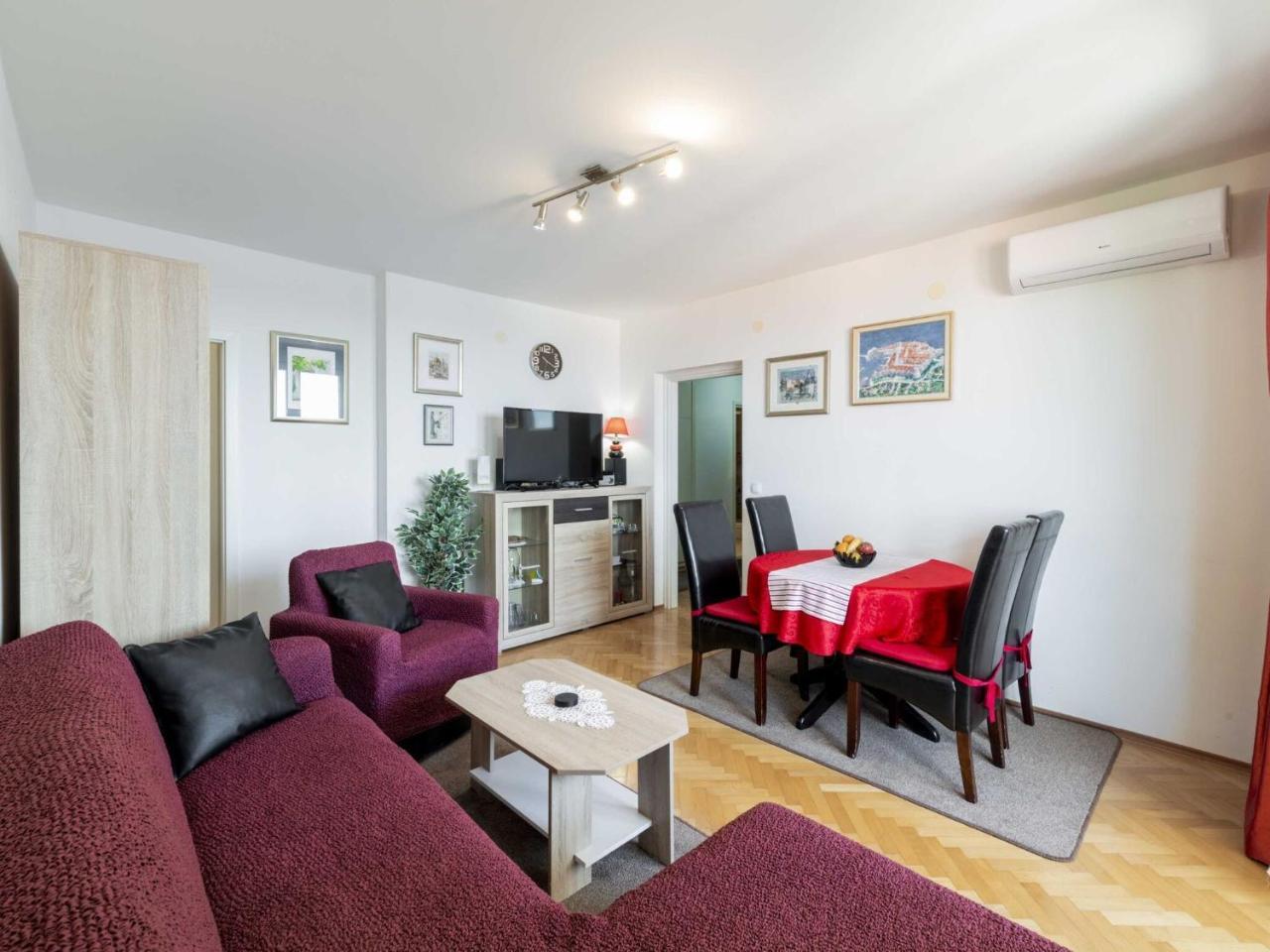 Blue Harmony Sea View Apartment Two Bedroom Apartment With Balcony & Sea View