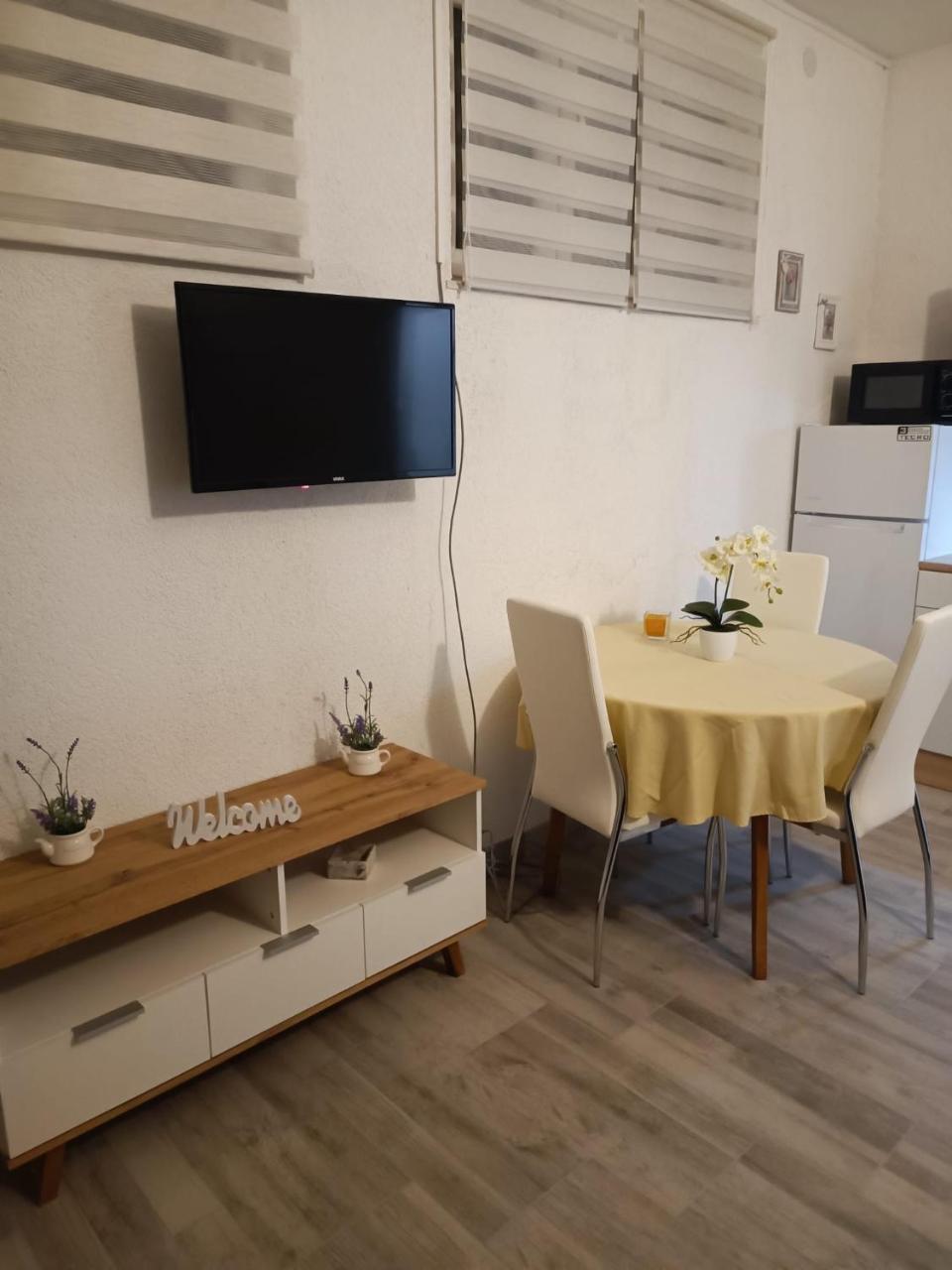 Apartmani Mira 2
