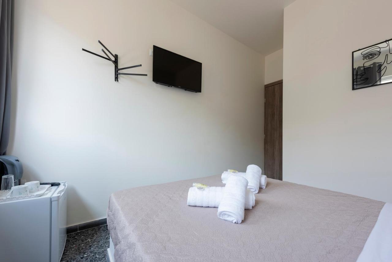 Liberal Mini Rooms