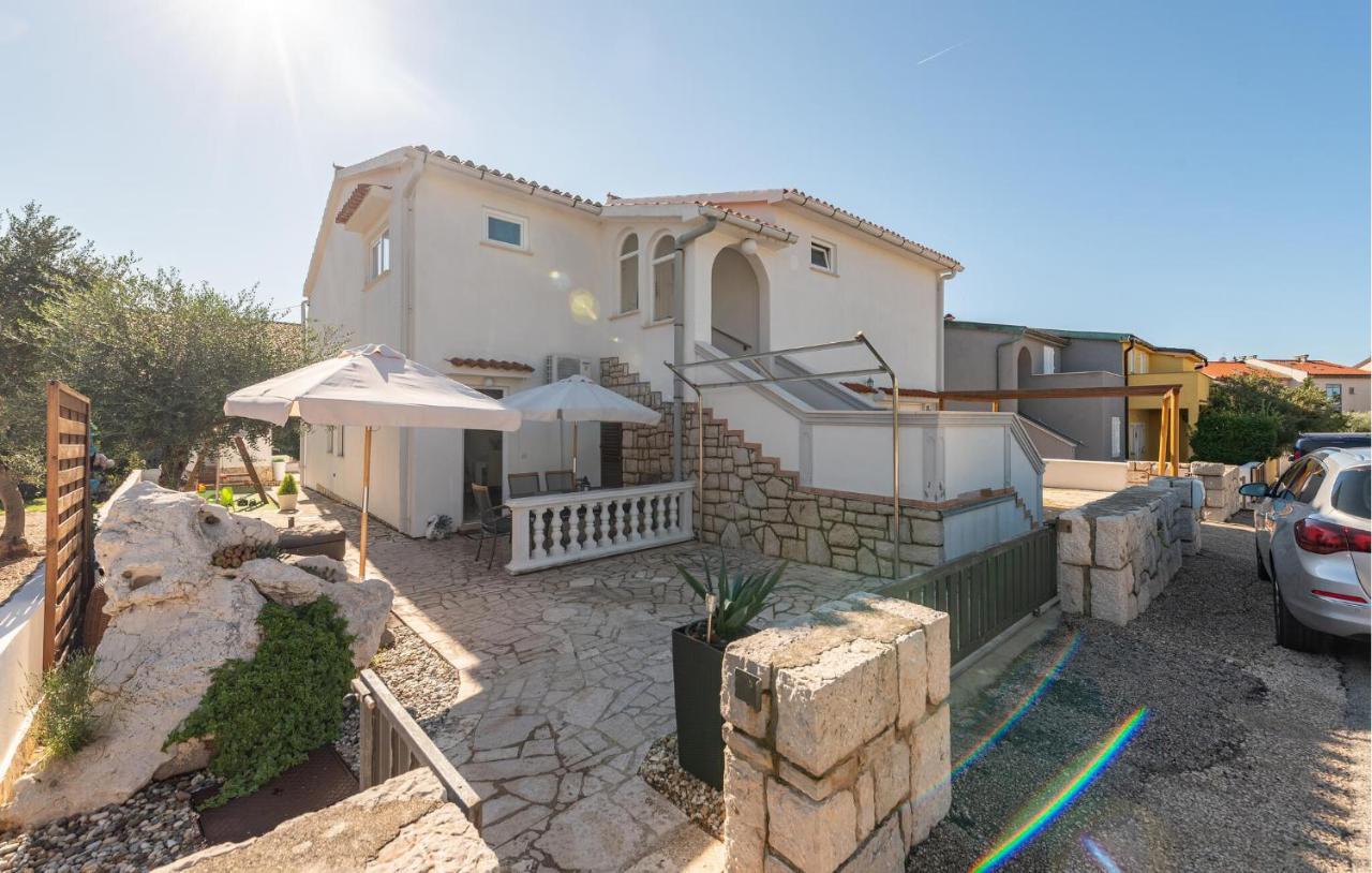 Nice Apartment In Povljana