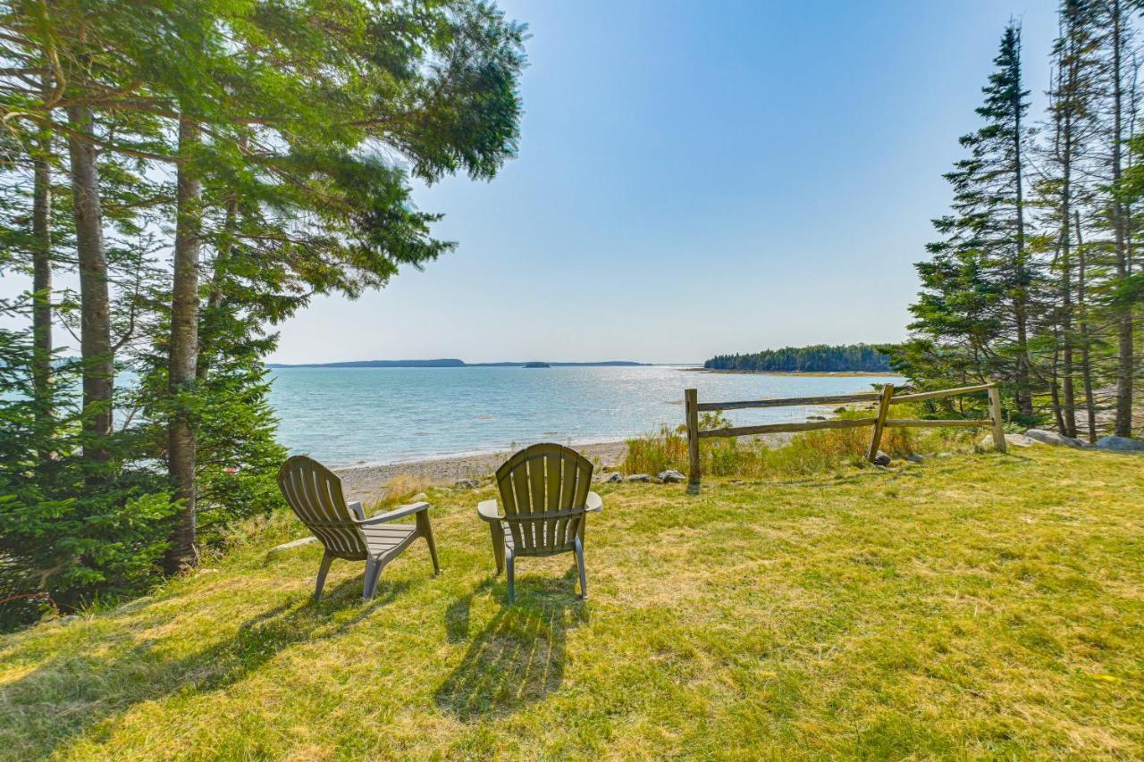 Waterfront Roque Bluffs Hideaway W/ Private Beach