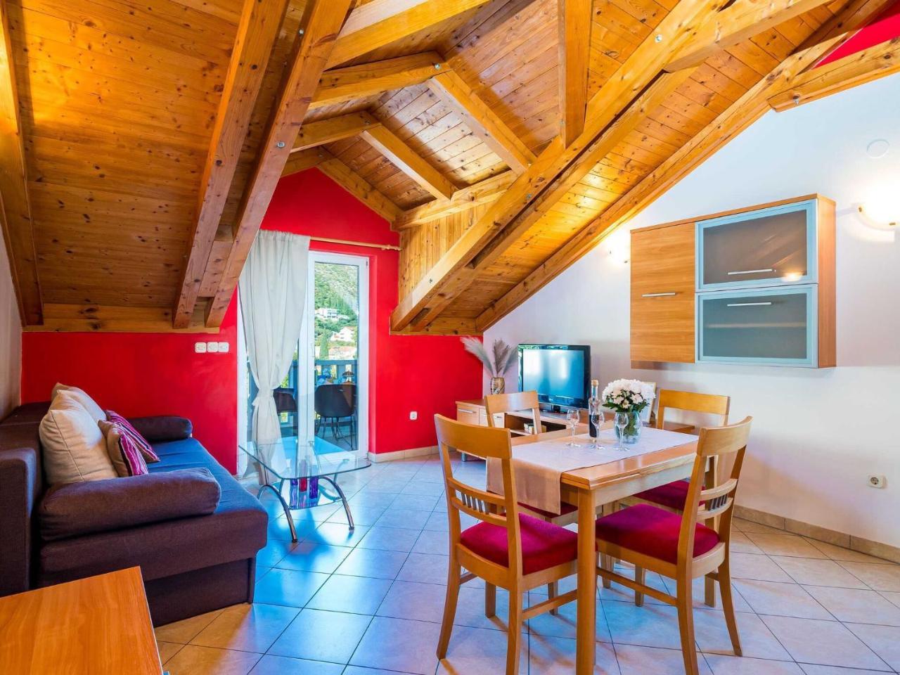 Apartments Vodnica Comfort One Bedroom Apartment With Balcony & Partial Sea View A1