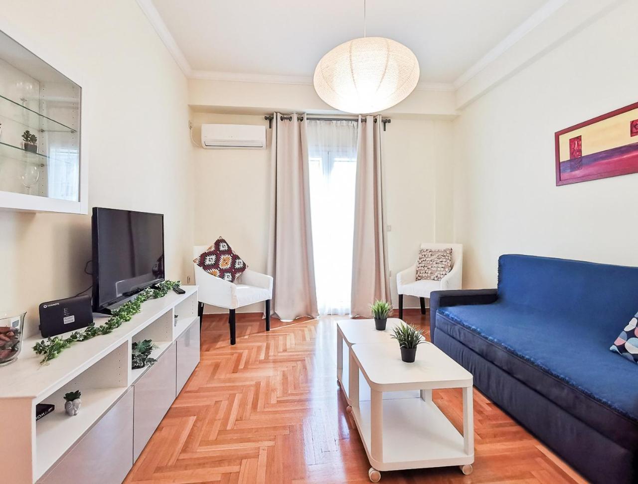 Modern & Sunny, 1bd, Next To Metro