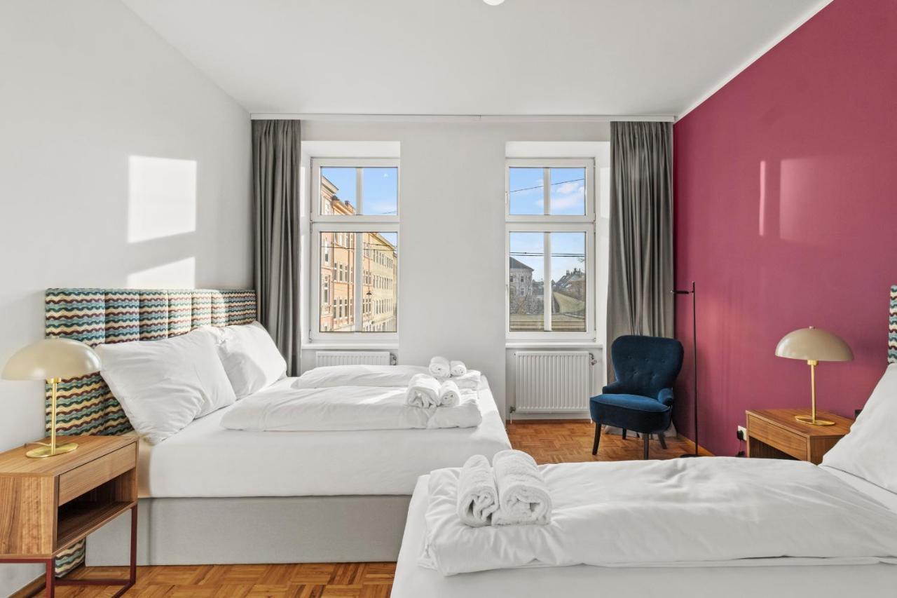 Cozy Living Premium Apartments