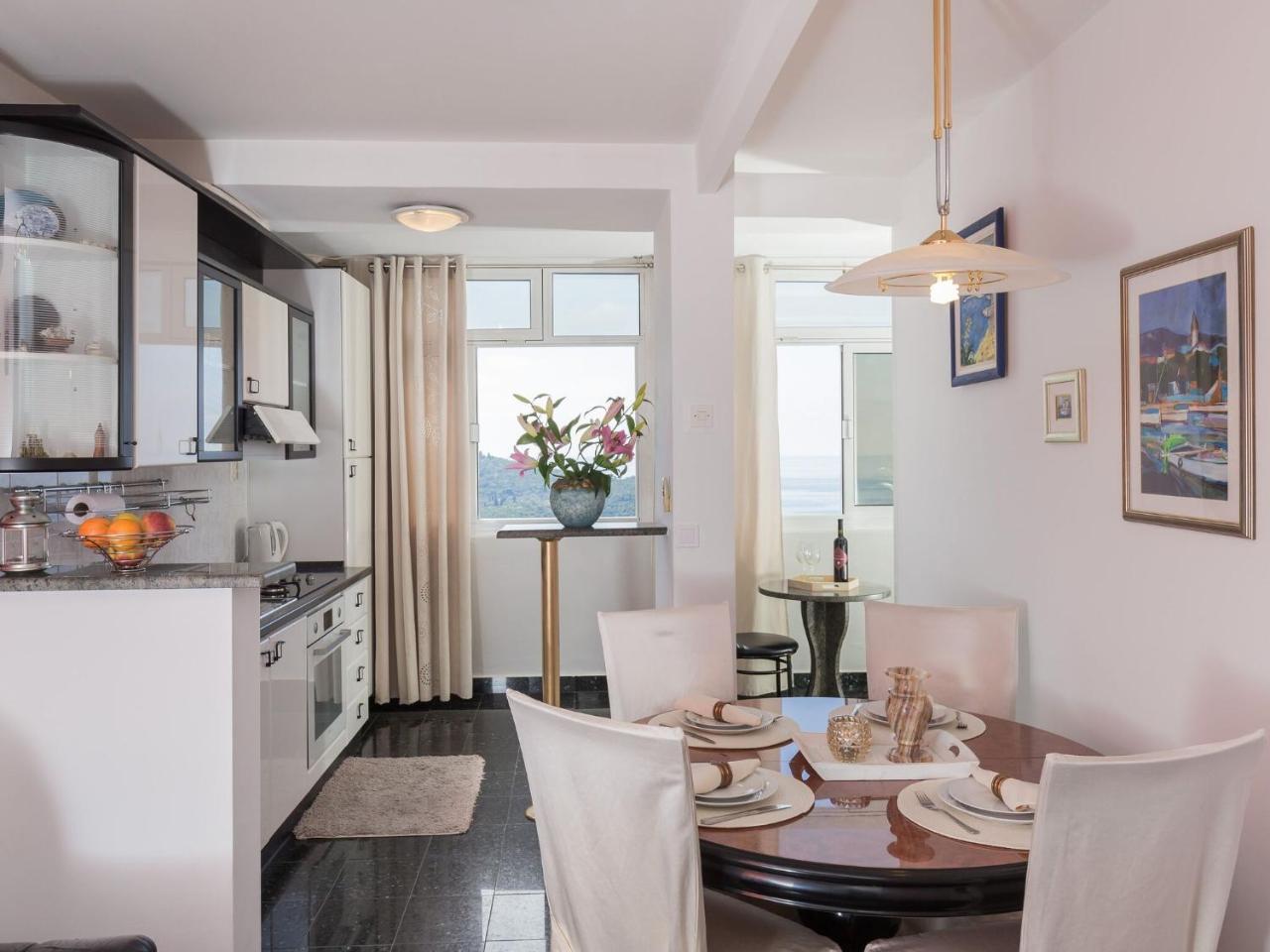 Apartment Merivo Apartment With Sea View