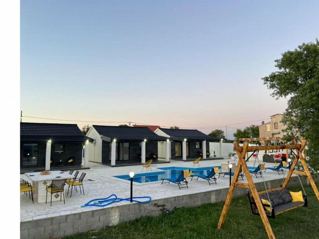 Unique Villa V With Pool