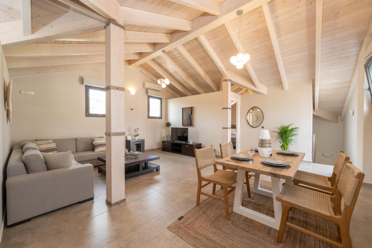 Libro D'oro Central Suite