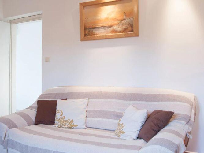Apartments Paula One Bedroom Apartment With Terrace 2