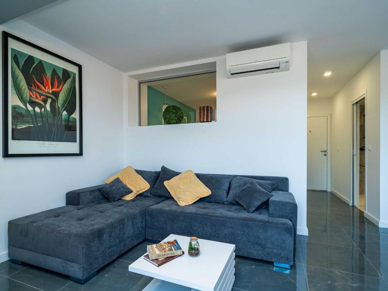 Apartments Villa Arcadia One Bedroom Apartment With Terrace & Sea View