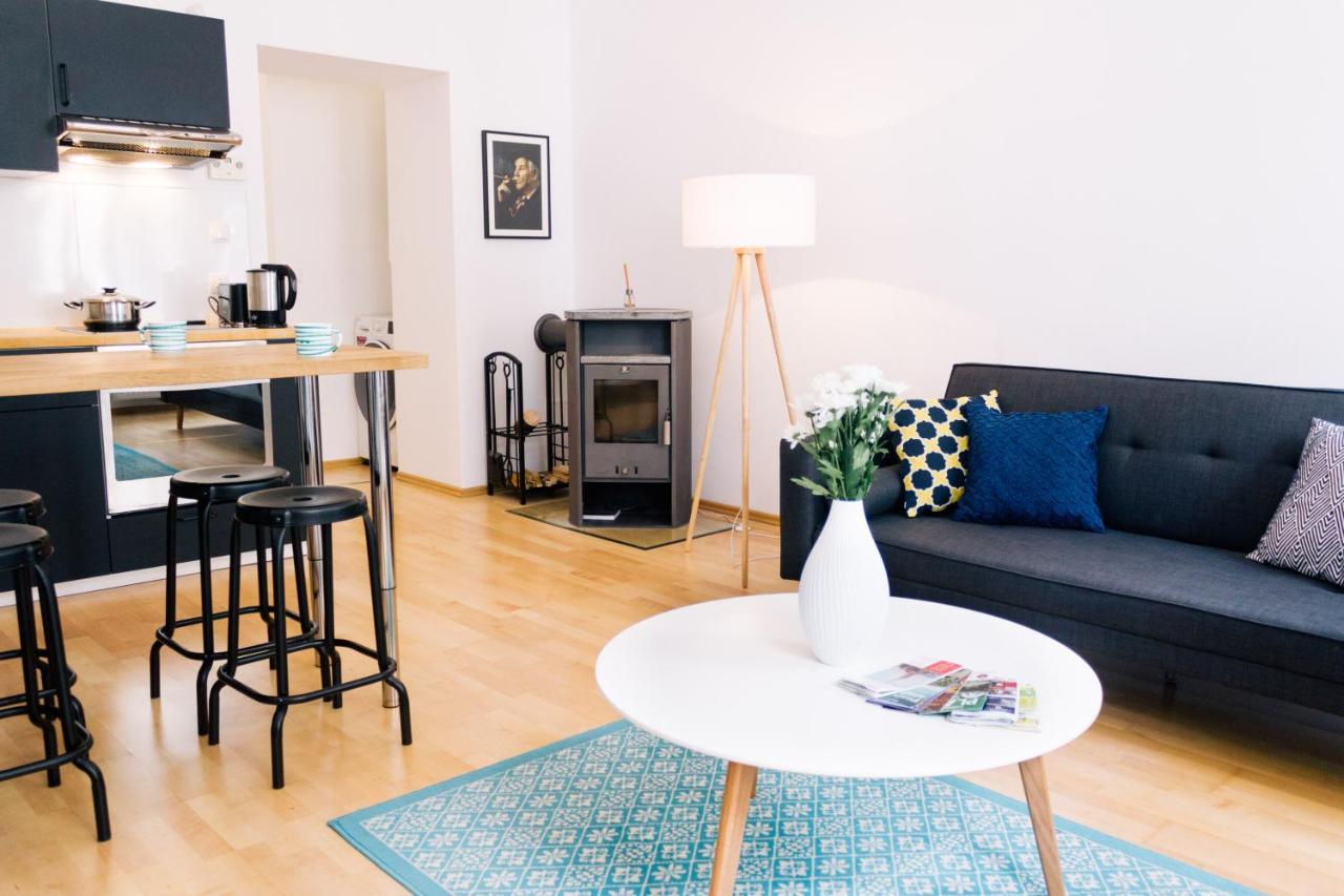 Bright, Central & Stylish City Apartment