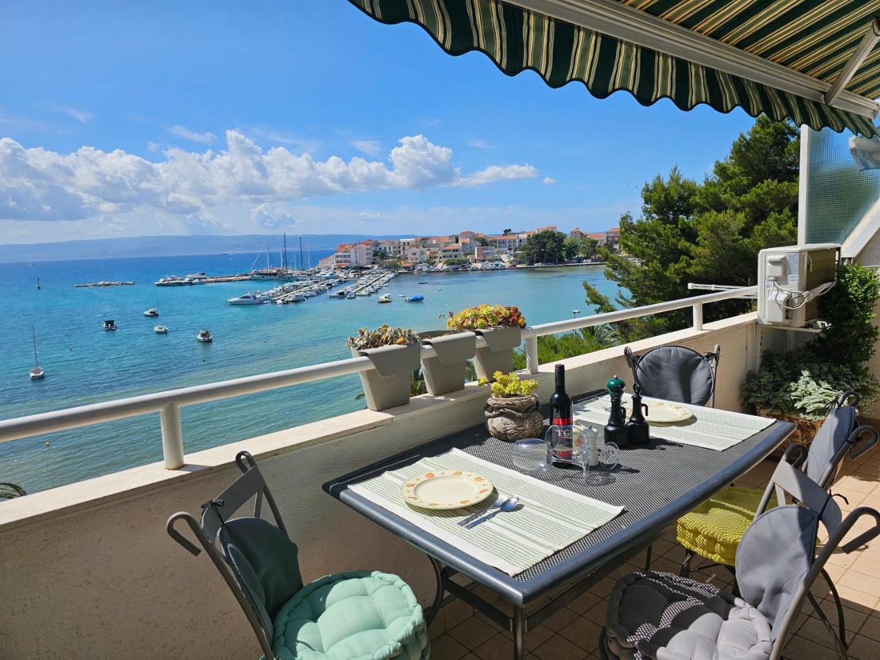Apartment With A Magical View