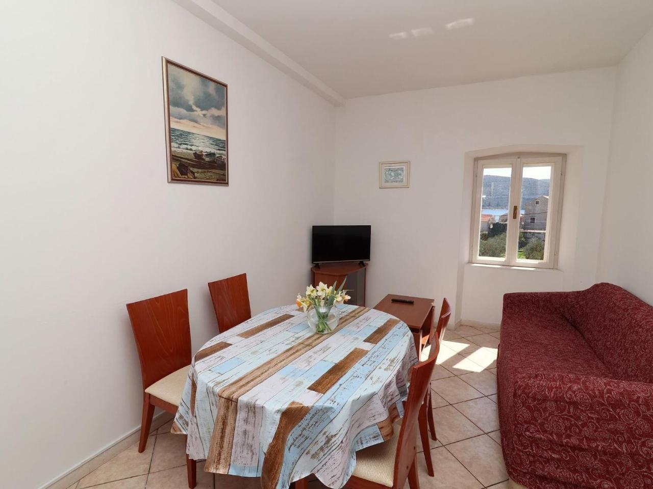 Apartment Lepur Slano Two-bedroom Apartment With Terrace