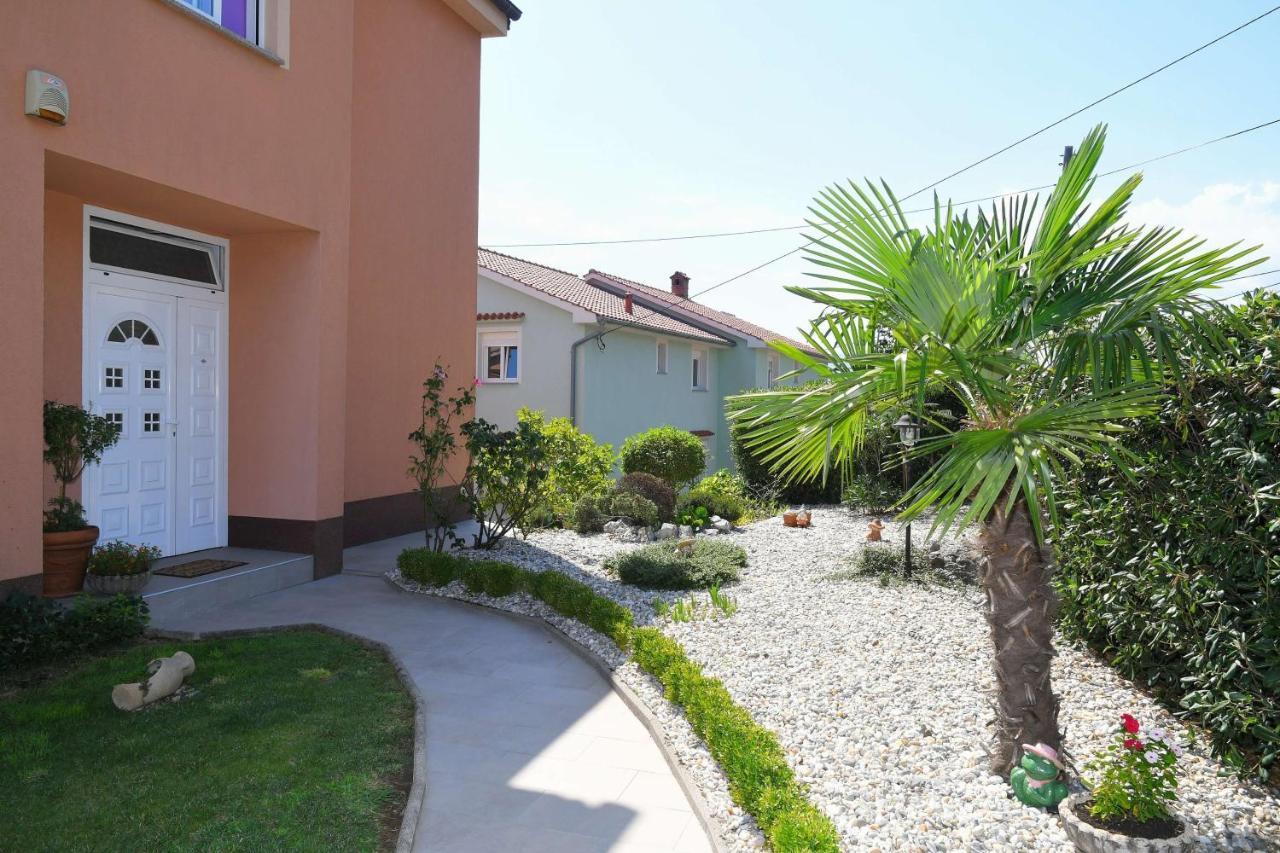 Apartments With A Parking Space Rijeka 23345