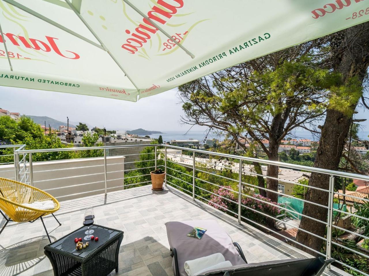 Apartment Eulalija One-bedroom Apartment With Terrace & Sea View