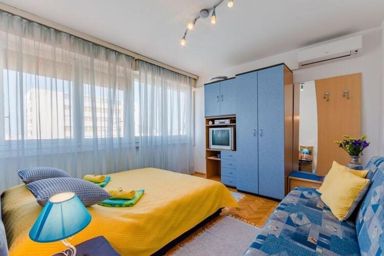 Studio Apartment Ecija St
