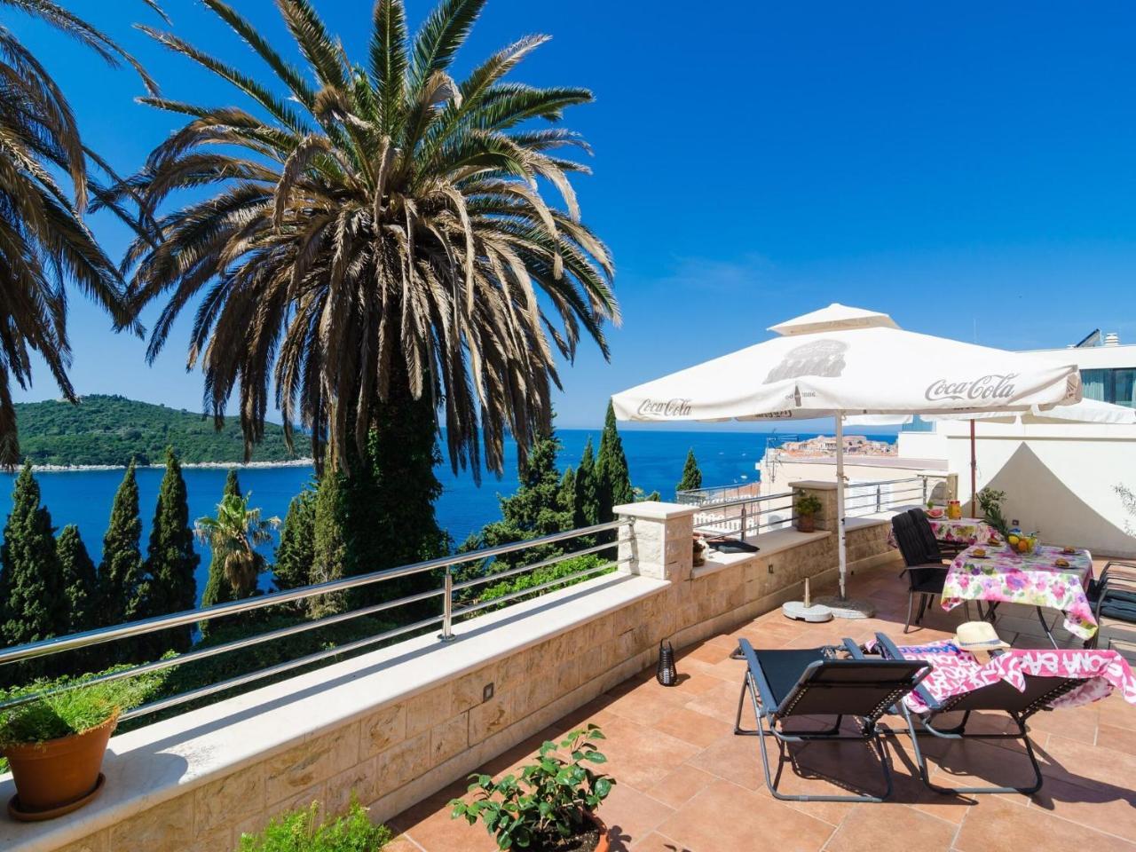 Apartments Davor Two Bedroom Apartment With Sea View & Terrace