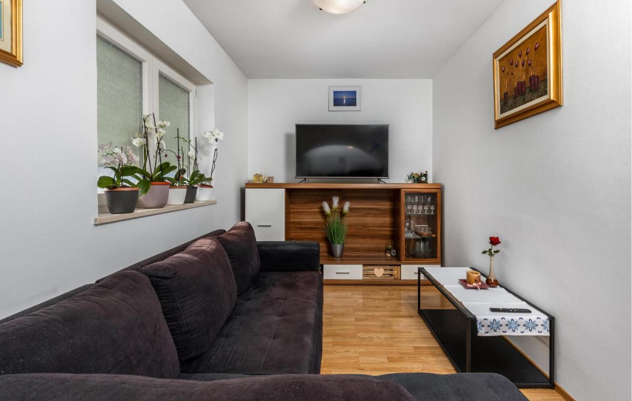 Awesome Apartment In Novi Vinodolski