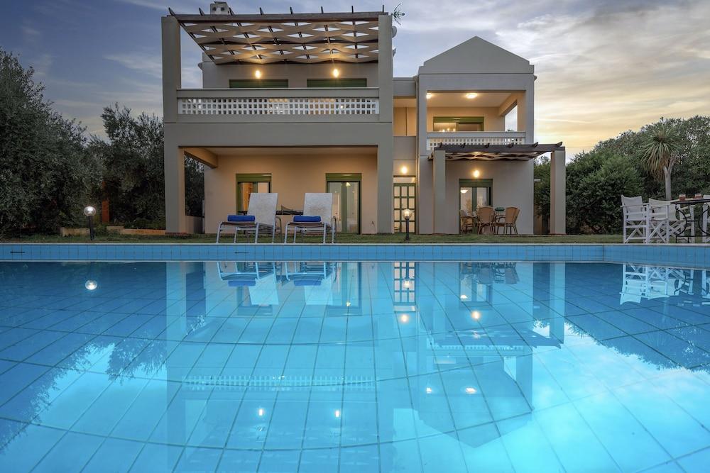 Villa Panorama With 60m Private Pool