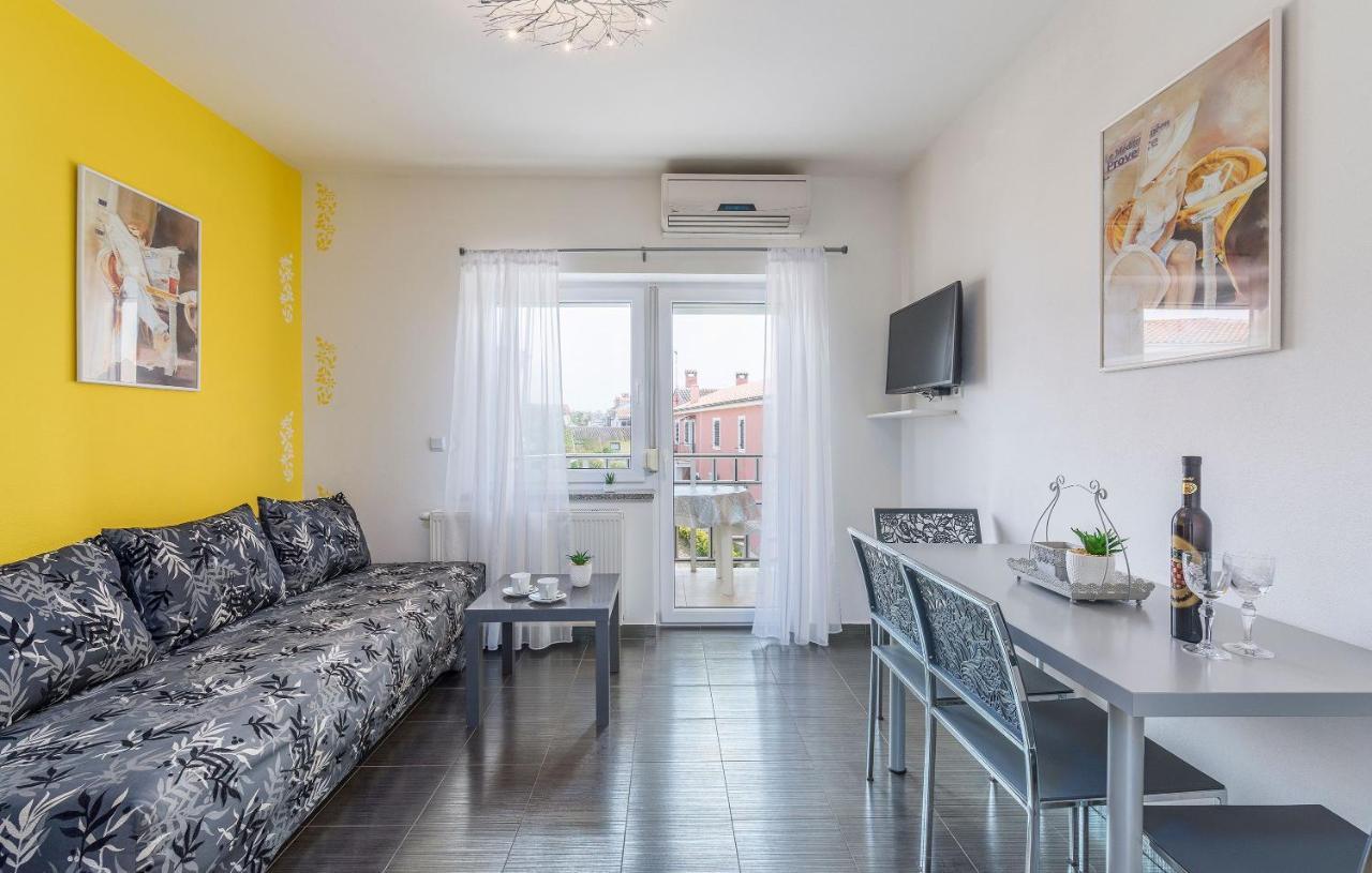 Appartement In Funtana Mit Grill