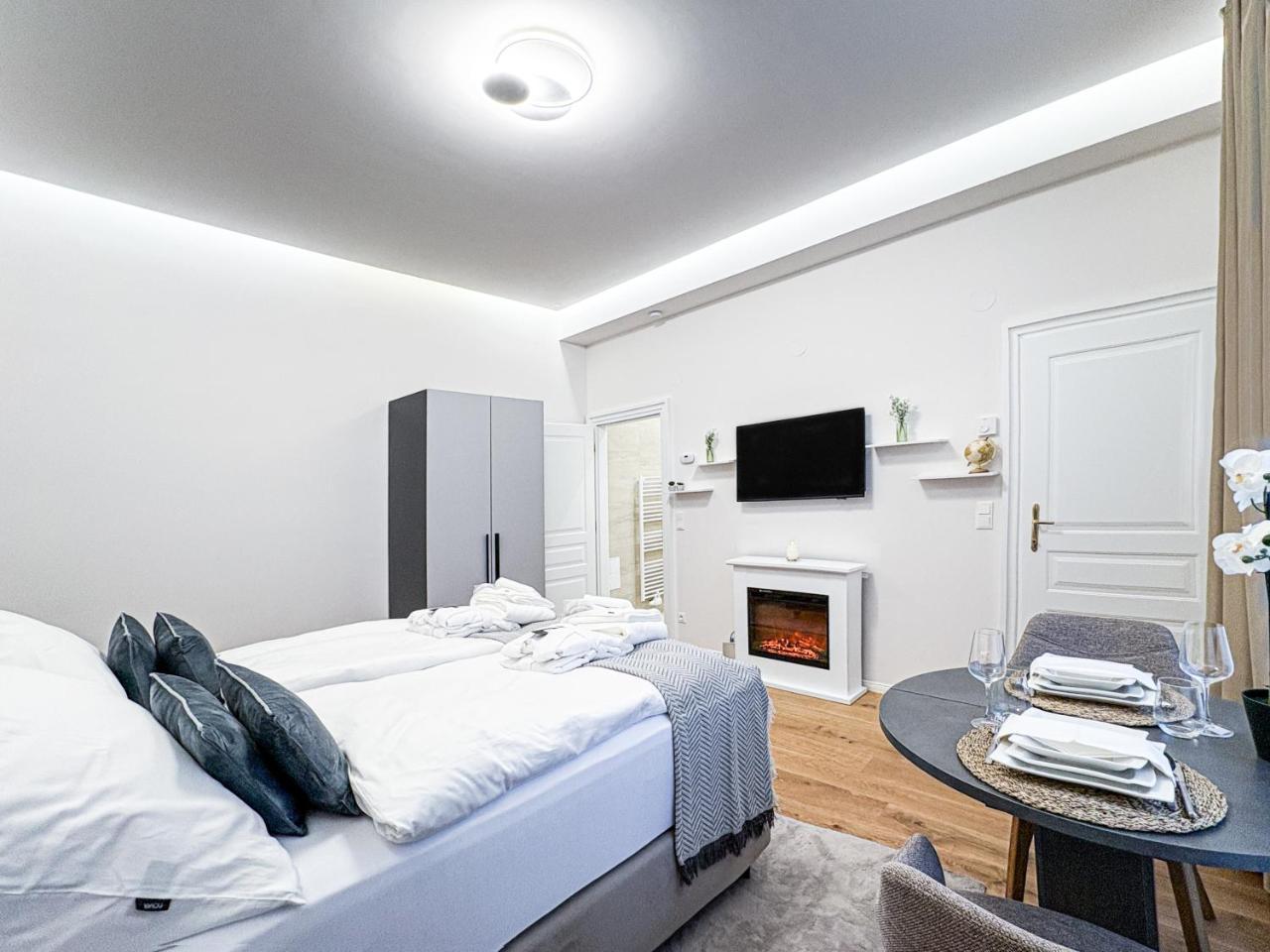 Apartment Noble
