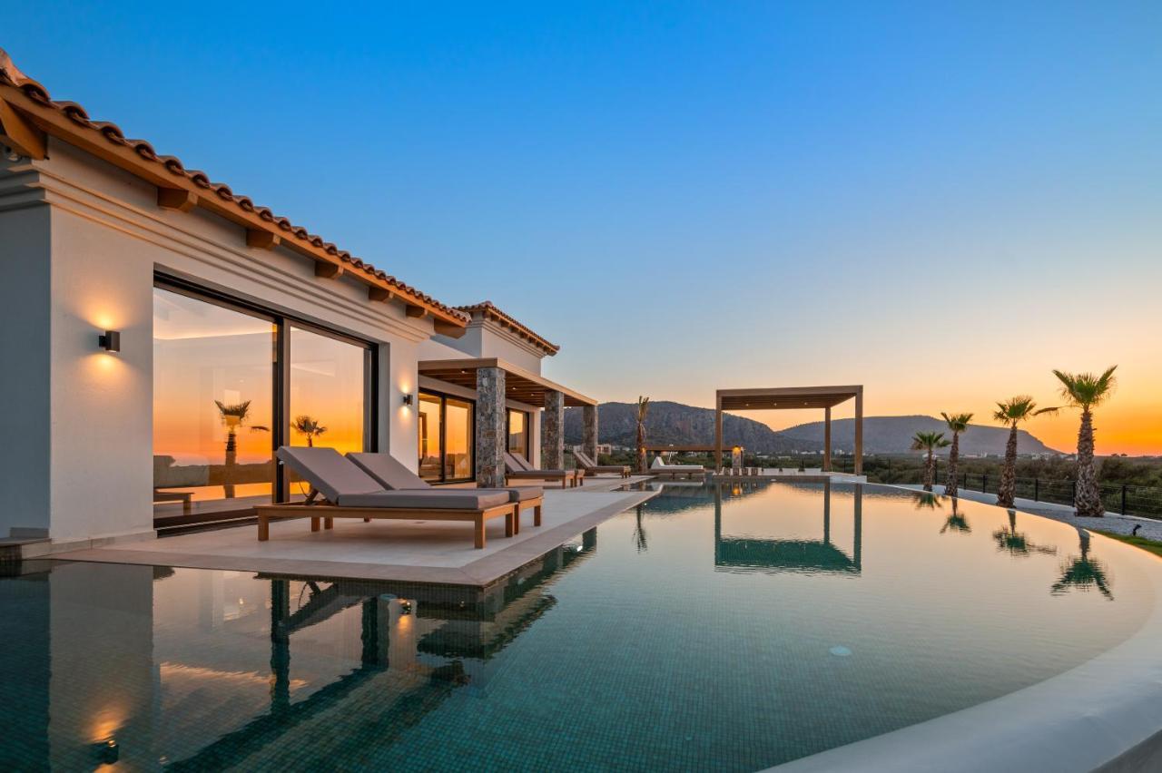 Villa Anassa Luxurious 4-bedroom Villa With Private Pool by Temma Villas