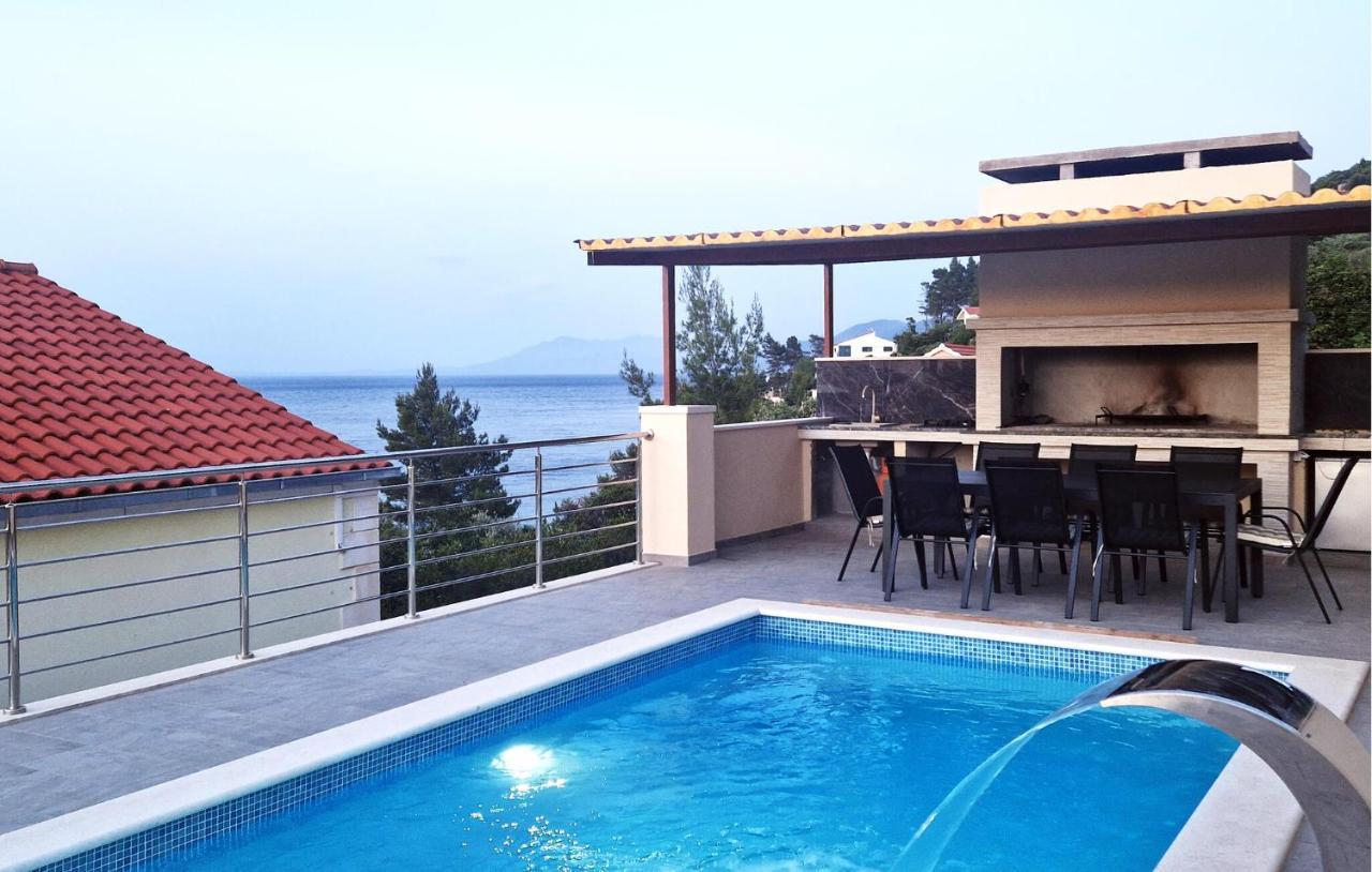 Amazing Apartment In Blato